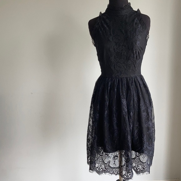 Black Lace Dress - Picture 8 of 12